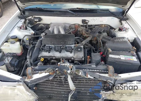 1998 Toyota Avalon Xl z USA, uszkodzony, nr VIN 4T1BF18B3WU253541